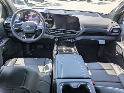 Used 2026 Chevrolet Silverado EV LT w/ Plus Package image 15