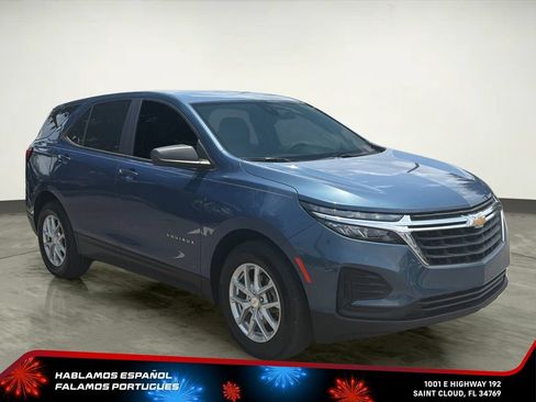 Certified 2024 Chevrolet Equinox LS w/ LS Convenience Package FWD image 8