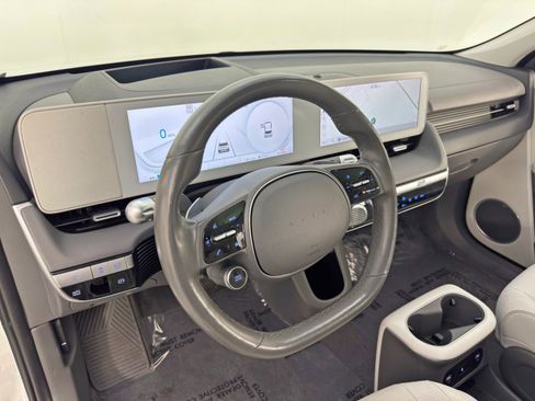 Used 2022 Hyundai Ioniq 5 Limited image 13
