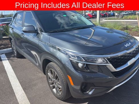 Used 2023 Kia Seltos S FWD image 3