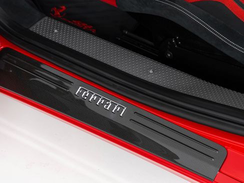 Used 2015 Ferrari 458 Speciale A image 44