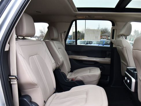 Used 2023 Ford Expedition Max Limited image 17