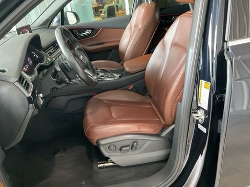 Used 2018 Audi Q7 3.0T Prestige w/ Prestige Package AWD/4WD image 4