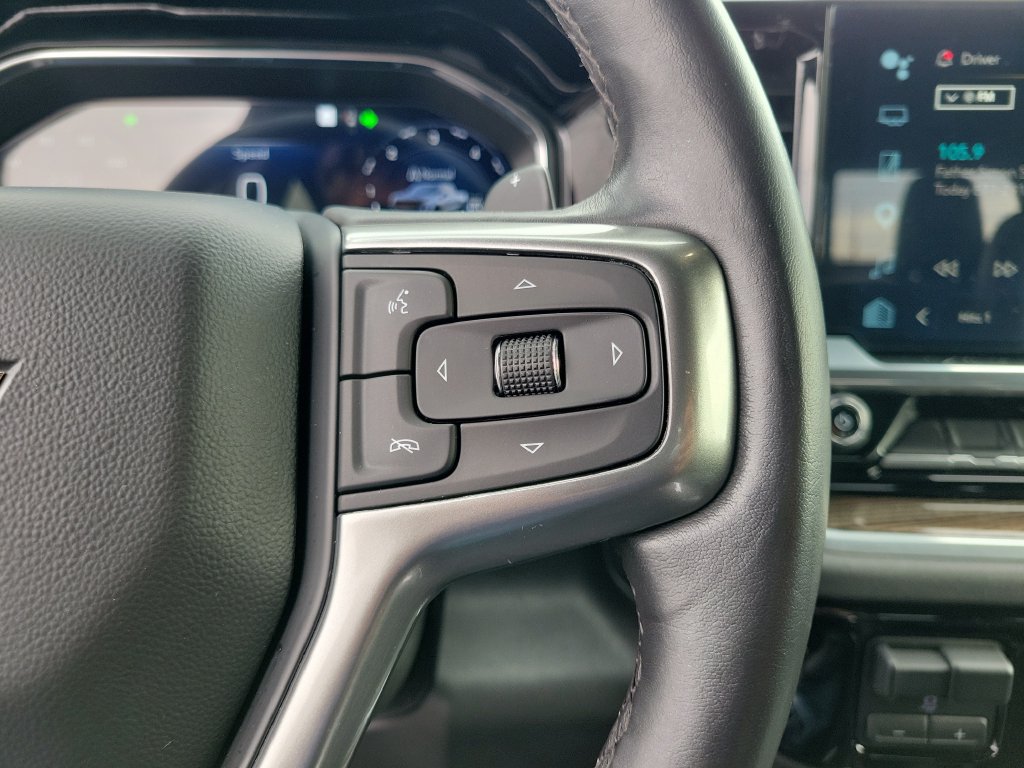 Used 2022 Chevrolet Silverado 1500 LT Trail Boss w/ Convenience Package II AWD/4WD image 25