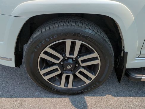 Used 2022 Toyota 4Runner Limited image 34