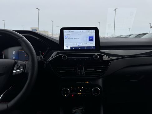 Certified 2025 Ford Escape ST-Line Select image 15