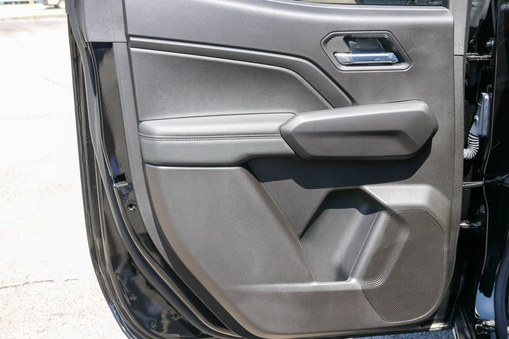New 2026 Chevrolet Colorado LT w/ LT Convenience Package AWD/4WD image 6