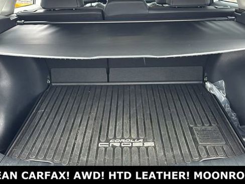 Used 2023 Toyota Corolla Cross XLE w/ Convenience Package image 31