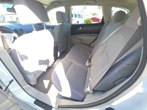 Used 2015 Nissan Rogue S w/ Convenience Package image 23