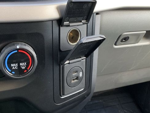 Used 2023 Ford F150 XLT image 23