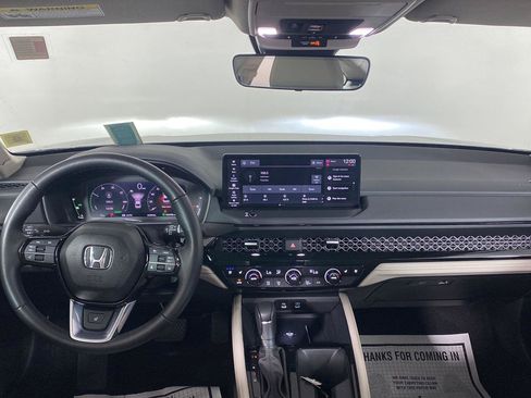 Used 2026 Honda Accord Touring image 22