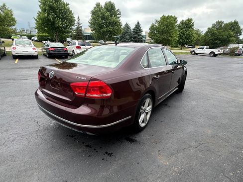 Used 2012 Volkswagen Passat TDI SEL Premium FWD image 6