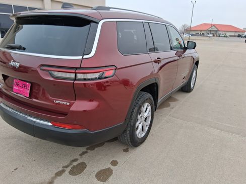 Used 2022 Jeep Grand Cherokee L Limited image 8