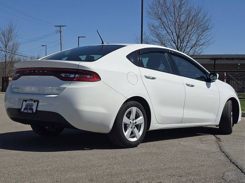 Used 2016 Dodge Dart SXT image 11