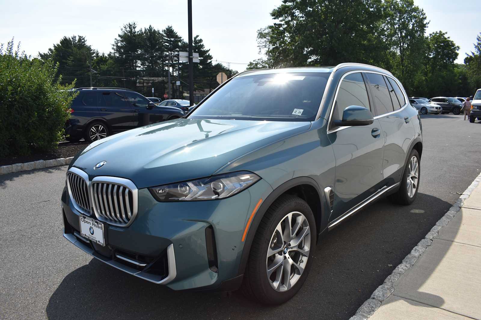 Used 2026 BMW X5 xDrive40i AWD/4WD image 3