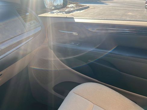 Used 2015 Dodge Grand Caravan SE w/ Quick Order Package 29E SE image 22