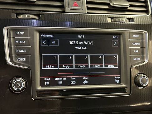 Used 2017 Volkswagen GTI S image 10