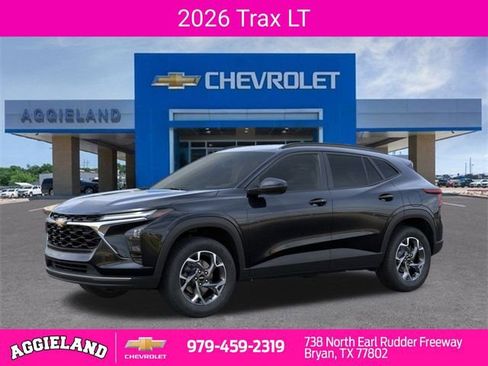 New 2026 Chevrolet Trax LT image 2