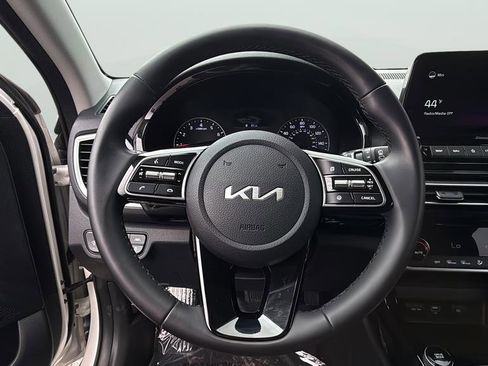 Used 2022 Kia Seltos EX AWD/4WD image 22