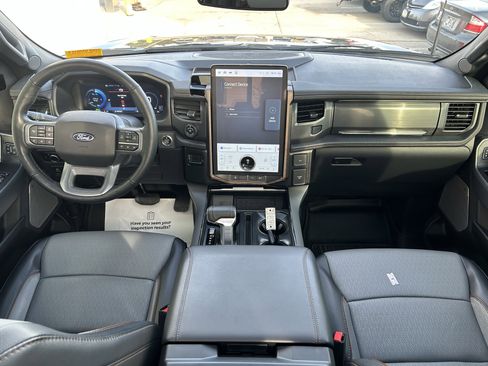 Used 2024 Ford F150 Lightning Lariat image 40