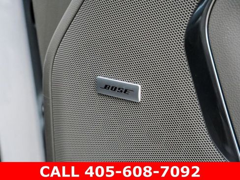 Used 2023 GMC Yukon SLT AWD/4WD image 19