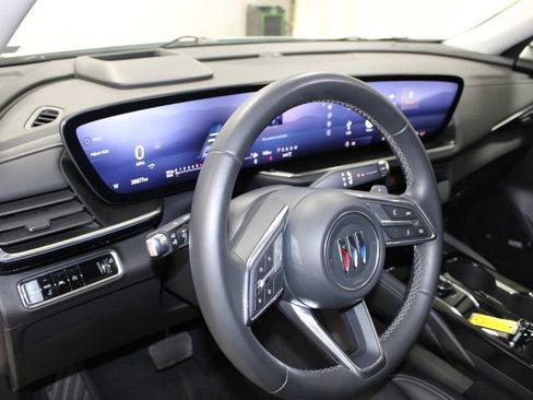 Used 2024 Buick Envision Preferred image 17