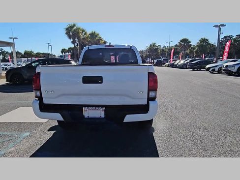 Used 2023 Toyota Tacoma SR image 30