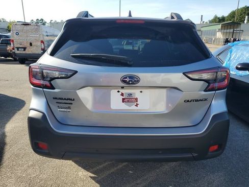 Used 2024 Subaru Outback Onyx Edition AWD/4WD image 9