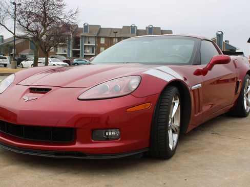 Used 2012 Chevrolet Corvette Grand Sport w/ 3LT Preferred Equipment Group image 7