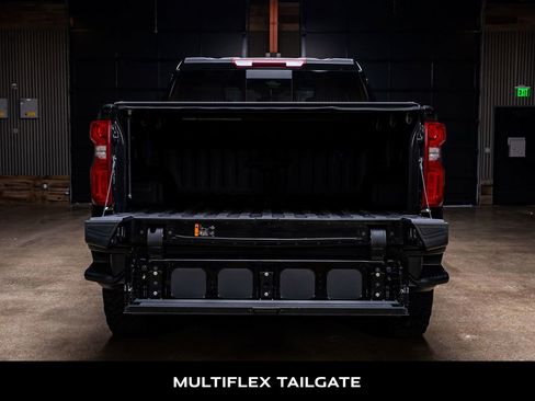 Used 2025 Chevrolet Silverado 1500 LT Trail Boss w/ LT Trail Boss Premium Package image 8