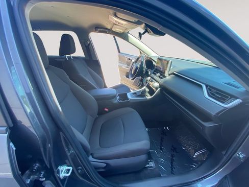 Used 2023 Toyota RAV4 LE AWD/4WD image 15
