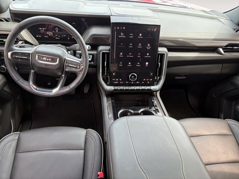 Used 2025 GMC Yukon Elevation AWD/4WD image 10