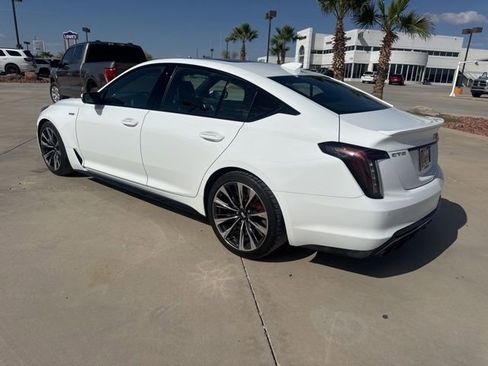 Used 2022 Cadillac CT5 V Blackwing image 3