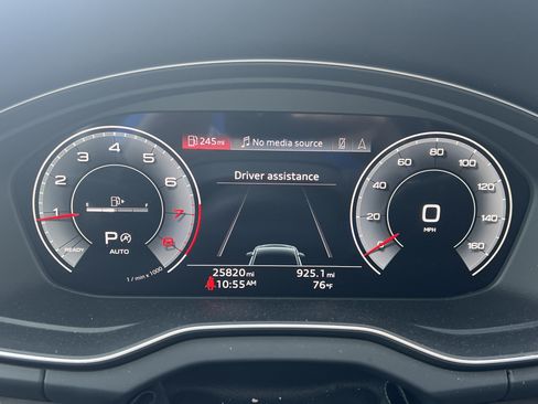 Used 2023 Audi Q5 2.0T Premium Plus w/ Premium Plus Package AWD/4WD image 21