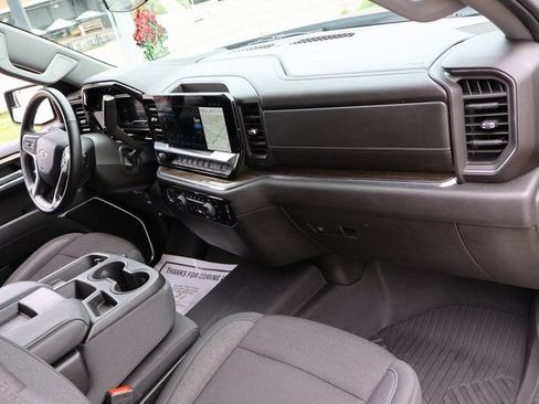 Certified 2024 Chevrolet Silverado 1500 RST AWD/4WD image 10