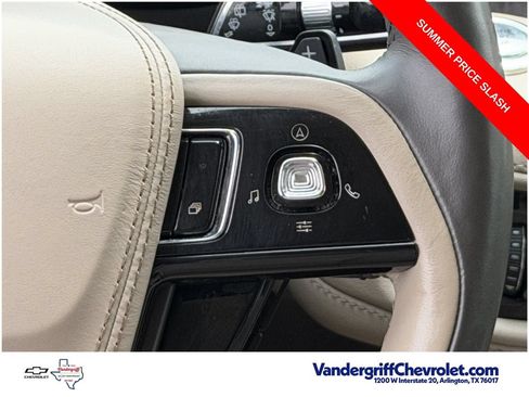 Used 2022 Lincoln Aviator Reserve w/ Equipment Group 201A AWD/4WD image 13