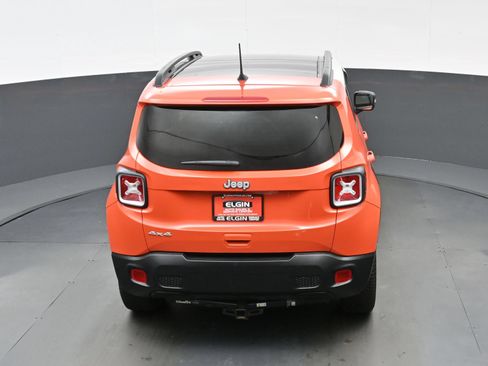 Used 2021 Jeep Renegade Latitude AWD/4WD image 35