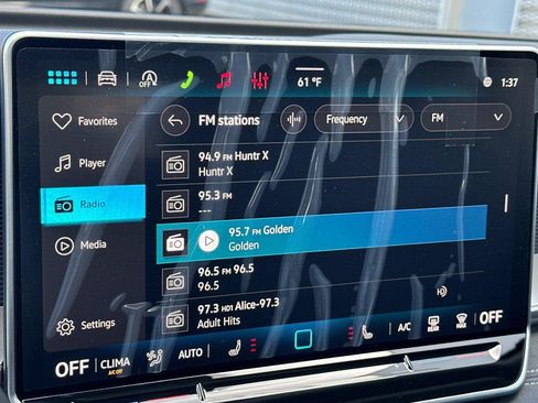 New 2026 Volkswagen Tiguan SE AWD/4WD image 17