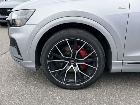 Used 2019 Audi Q8 Prestige w/ Adaptive Chassis Package AWD/4WD image 10