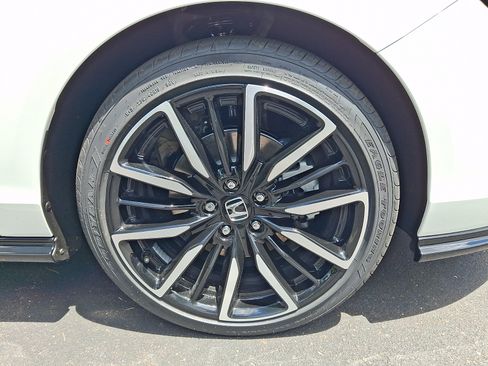 New 2026 Honda Accord Touring image 5