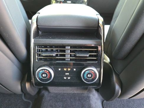 Used 2024 Land Rover Range Rover Sport Dynamic SE image 11