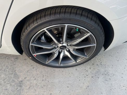 New 2026 Genesis G70 2.5T Prestige image 9