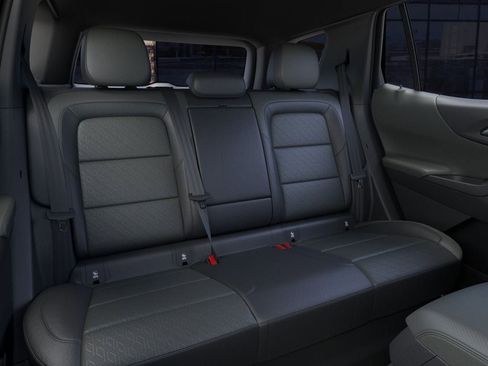 New 2026 Chevrolet Equinox LT image 17