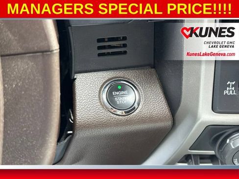 Used 2017 Ford F150 King Ranch w/ Equipment Group 601A Luxury AWD/4WD image 43