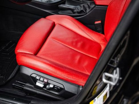 Used 2017 BMW 330i xDrive Wagon image 57