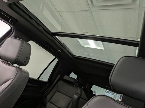 Used 2022 GMC Yukon Denali AWD/4WD image 21