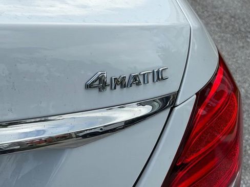 Used 2020 Mercedes-Benz E 450 4MATIC Sedan w/ Parking Assistance Package image 12