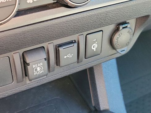 Used 2023 Toyota Tacoma TRD Sport RWD image 28