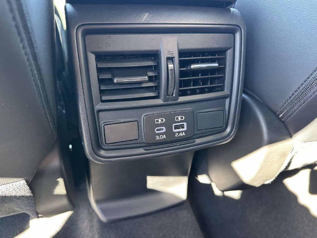 Certified 2025 Subaru Forester Premium AWD/4WD image 9