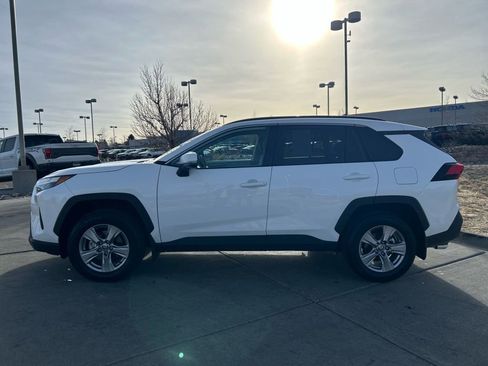 Used 2025 Toyota RAV4 XLE w/ Convenience Package image 4